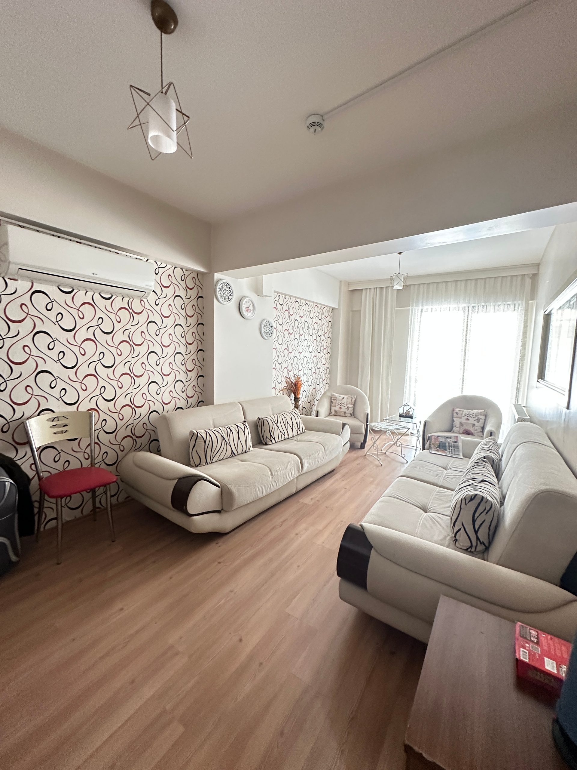 Ada Kız Yurdu - Ortak kullanım oturma salonu